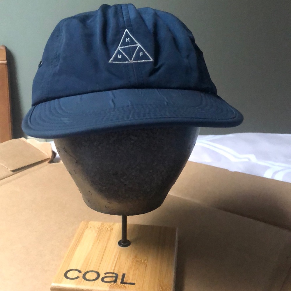 HUF crushable Brim strapback hat